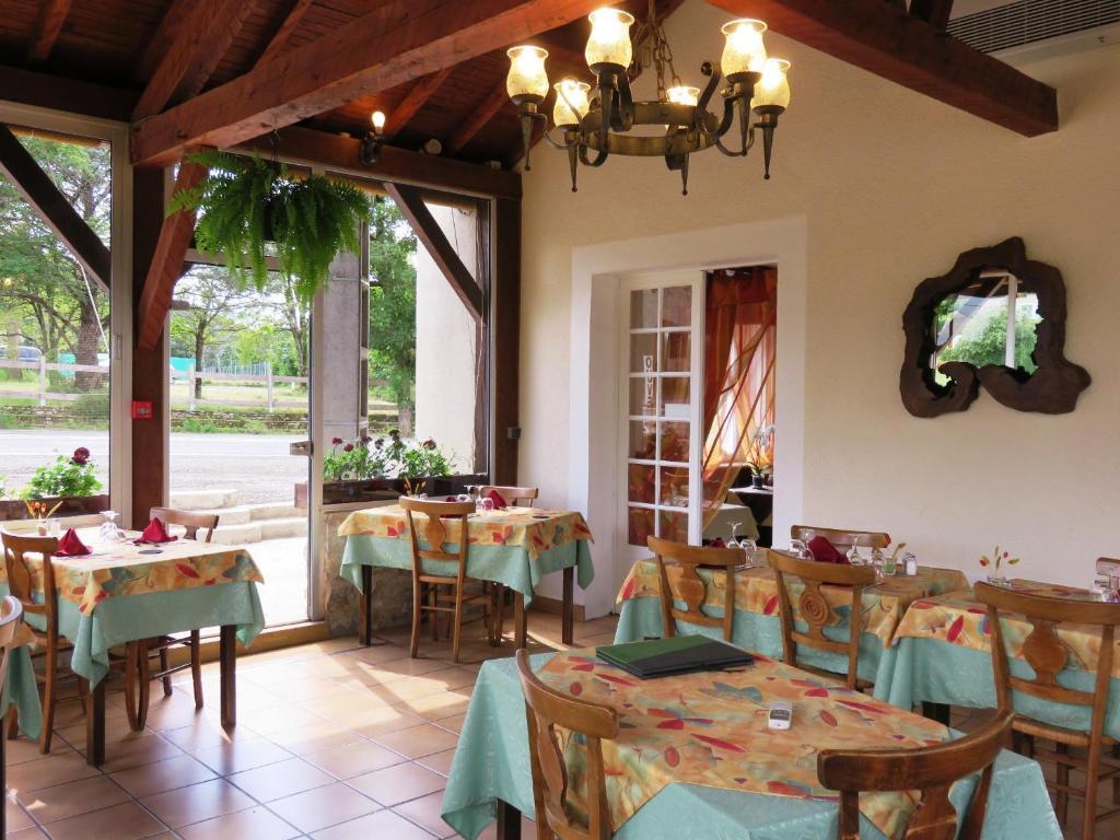 Hôtel Le Relais Du Pont De Rhodes à Frayssinet Extérieur photo